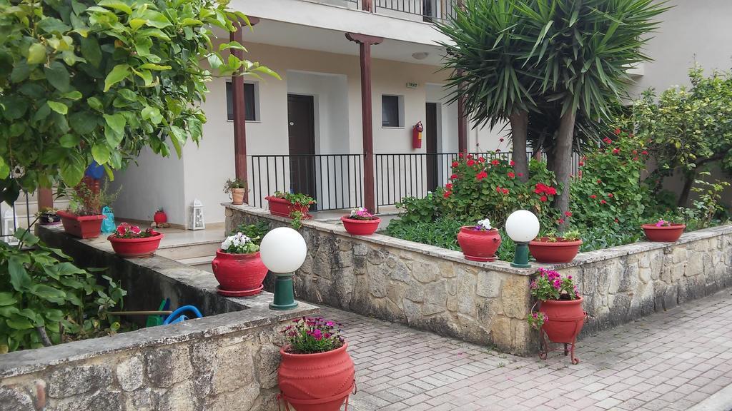 Alexiadis Apartments Agia Paraskevi  Esterno foto